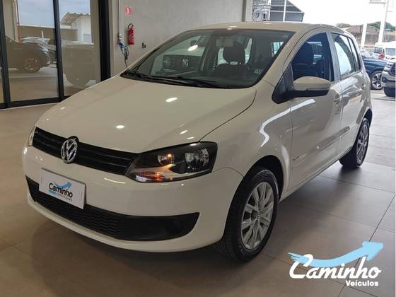 VOLKSWAGEN FOX 1.6 MI 8V FLEX 4P AUTOMATIZADO VOLKSWAGEN FOX 1.6 MI 8V FLEX 4P AUTOMATIZADO